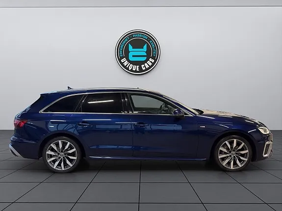 Audi A4 2020 photo 2