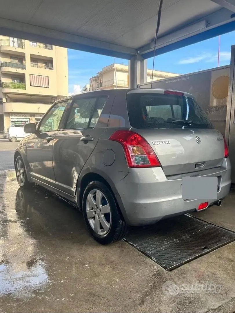 Suzuki Swift 2008 photo 3