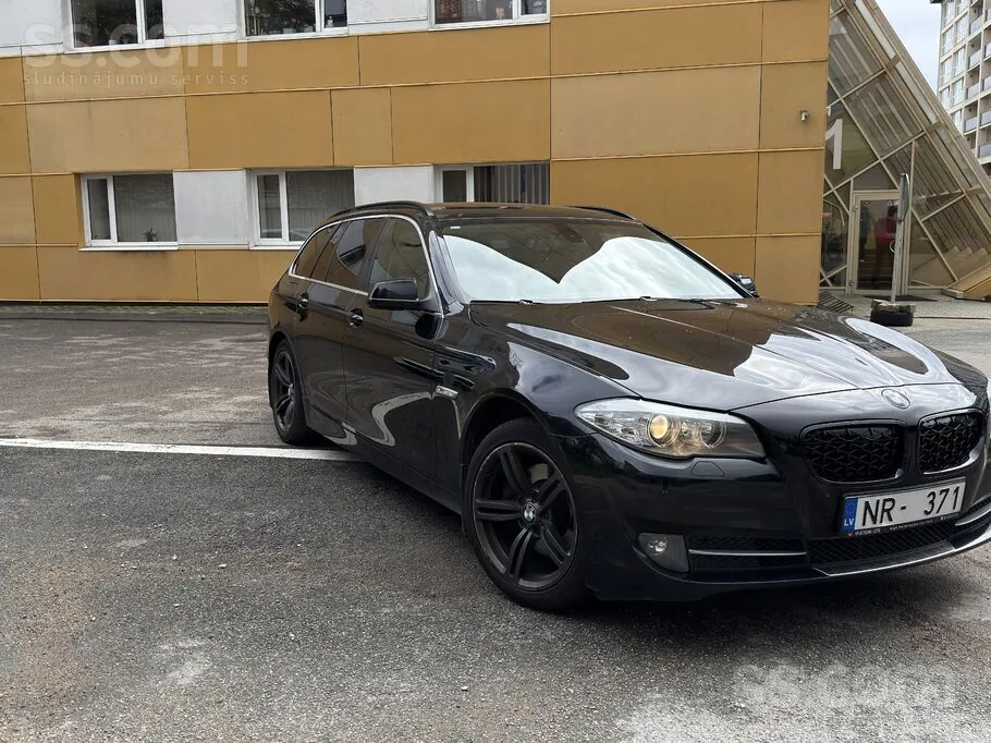 BMW 520 2011 photo 4