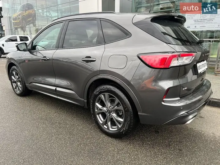 Ford Kuga 2023 photo 5