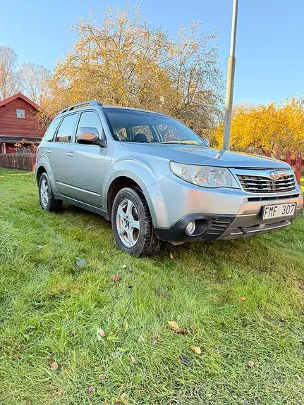 Subaru Forester 2009 photo 2