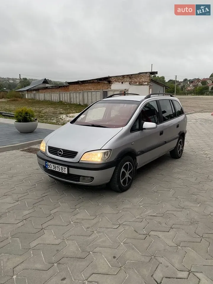 Opel Zafira 2000 photo 2