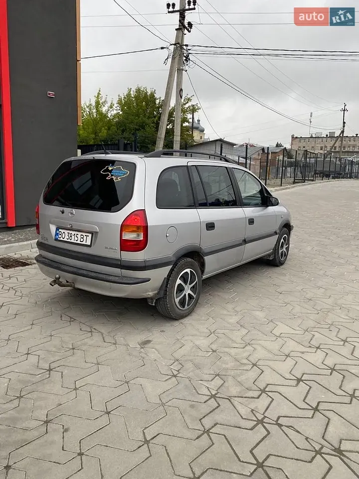 Opel Zafira 2000 photo 3