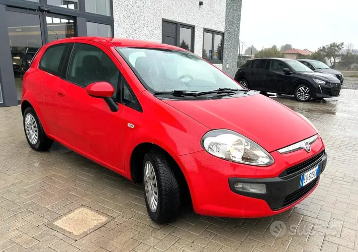 Fiat Punto Evo 2010 photo 3