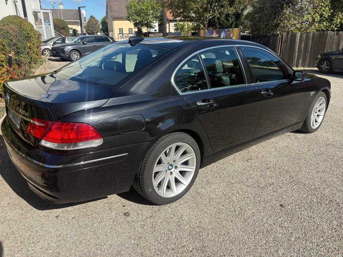 BMW 7 Series 2006 photo 3