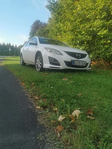 Mazda 6 2011 photo 2