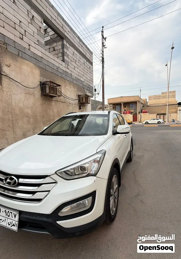 Hyundai Santa Fe 2014 photo 2