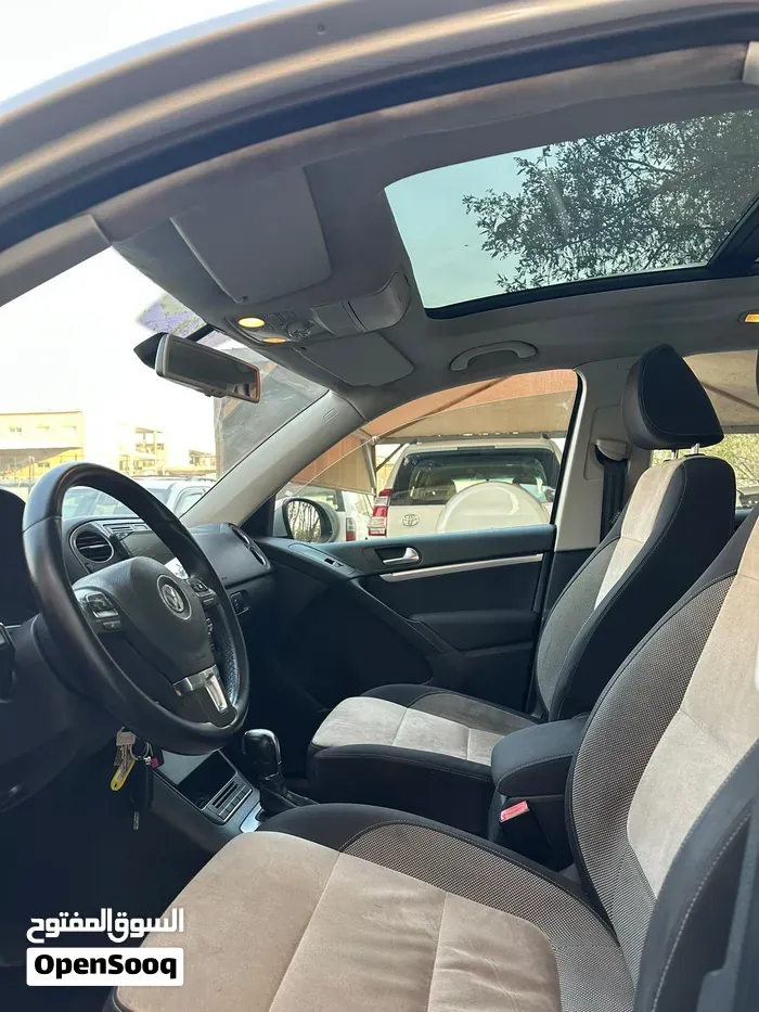 Volkswagen Tiguan 2018 photo 2