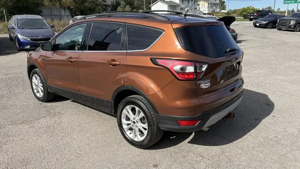 Ford Escape 2017 photo 3