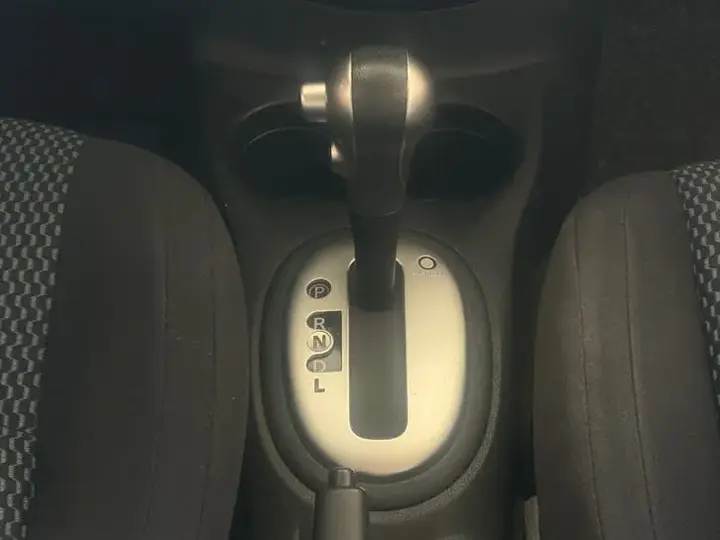 Nissan Note 2014 photo 3
