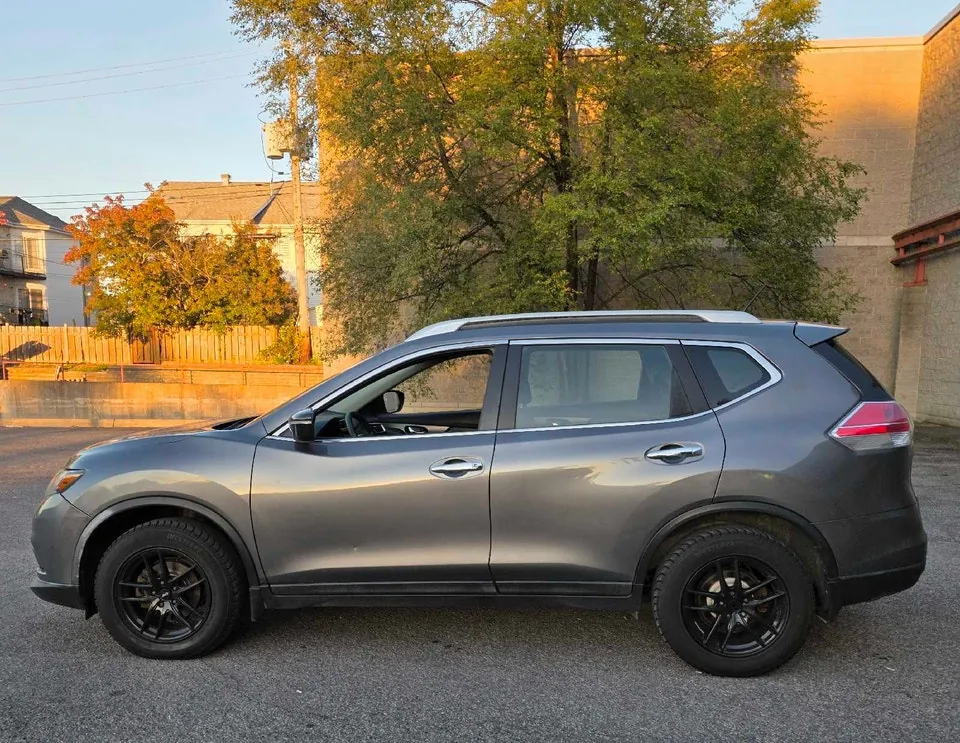 Nissan Rogue 2015 photo 2