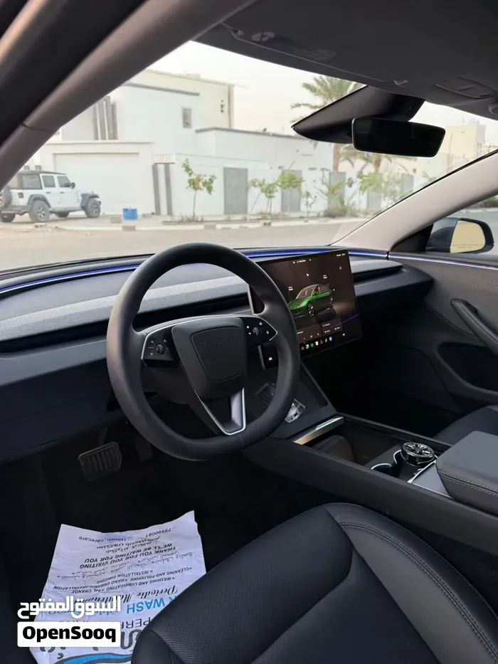 Tesla Model 3 2024 photo 4