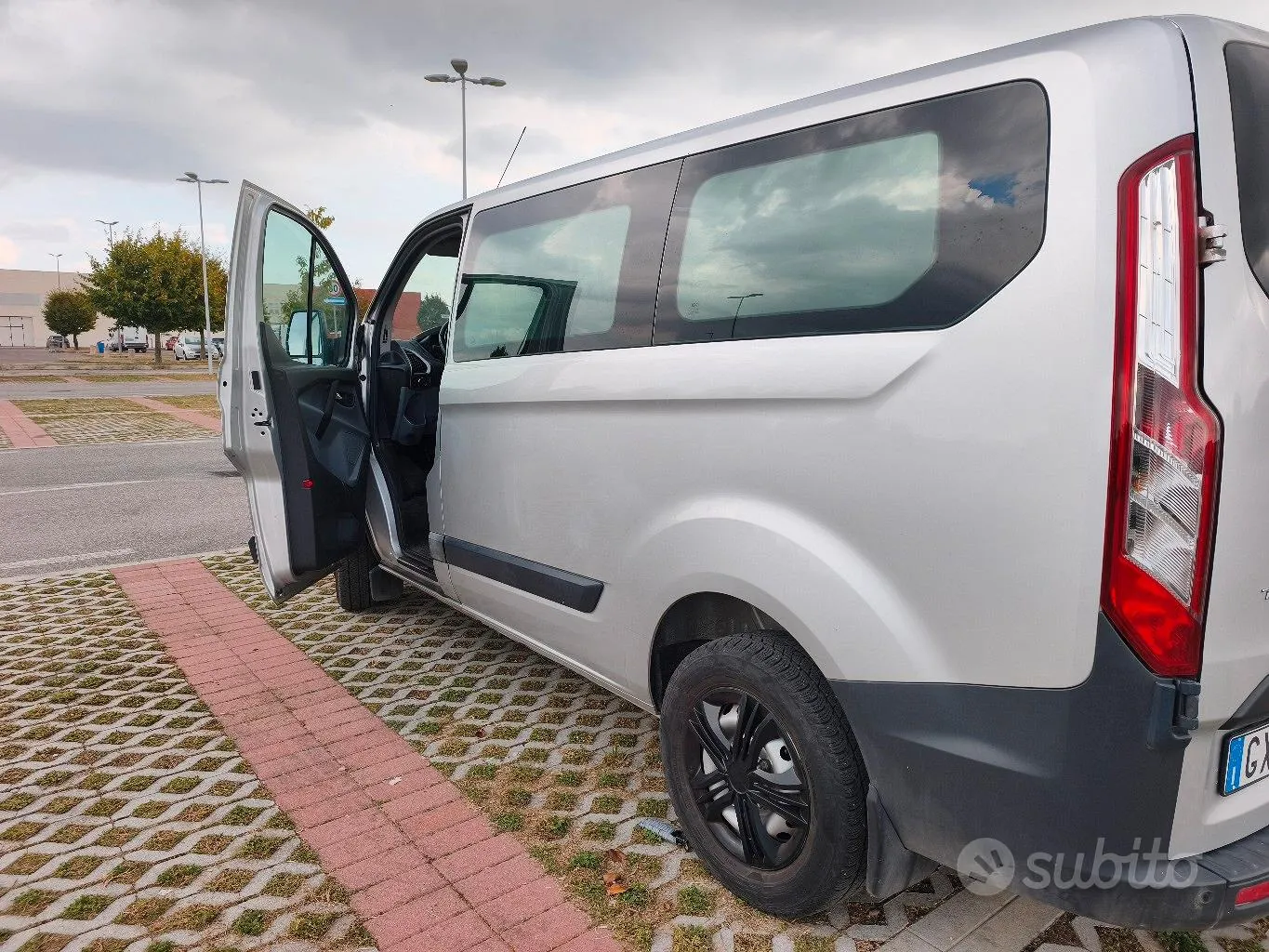 Ford Transit Custom 2013 photo 3