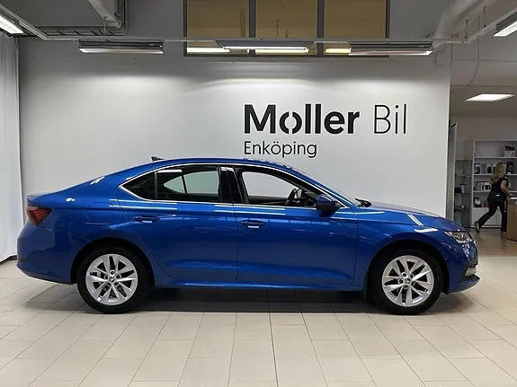 Skoda Octavia 2021 photo 3
