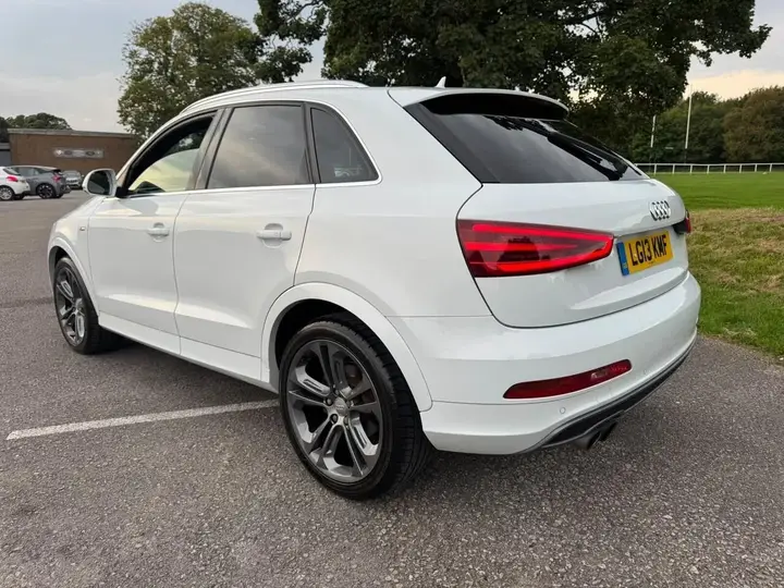 Audi Q3 2013 photo 3