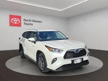 Toyota Highlander 2021 photo 2