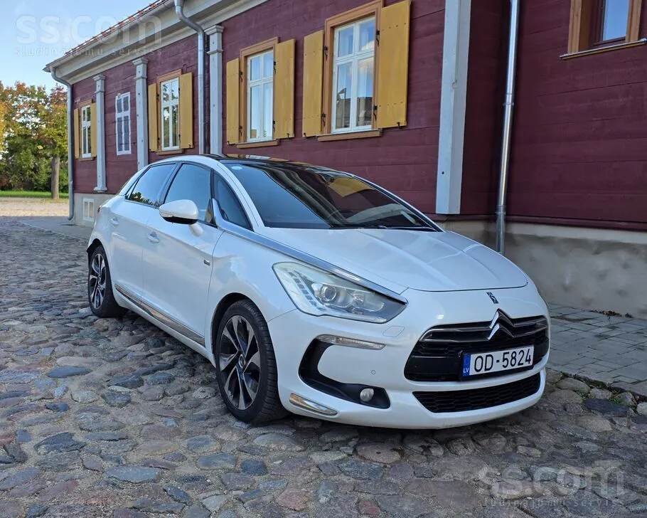 Citroen Ds5 2013 photo 4
