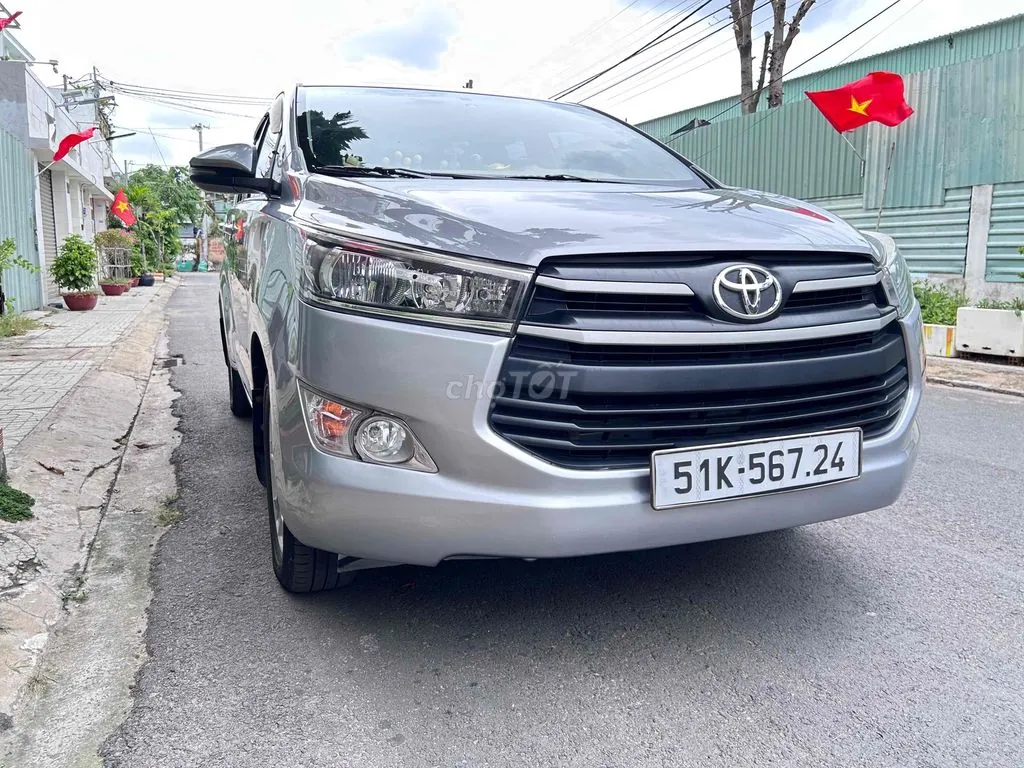 Toyota Innova 2019 photo 2