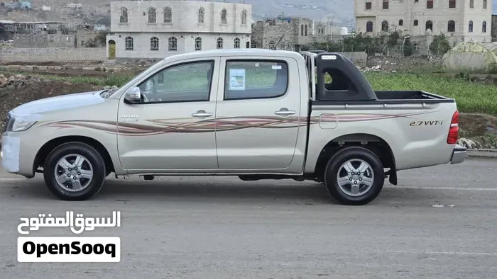 Toyota Hilux 2015 photo 2