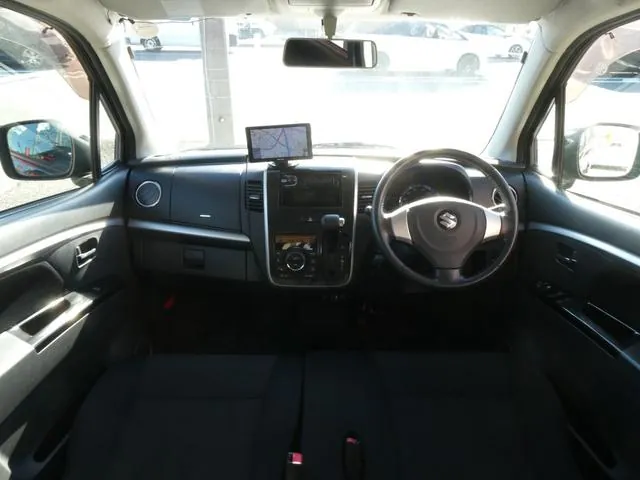 Suzuki Wagon R 2012 photo 2