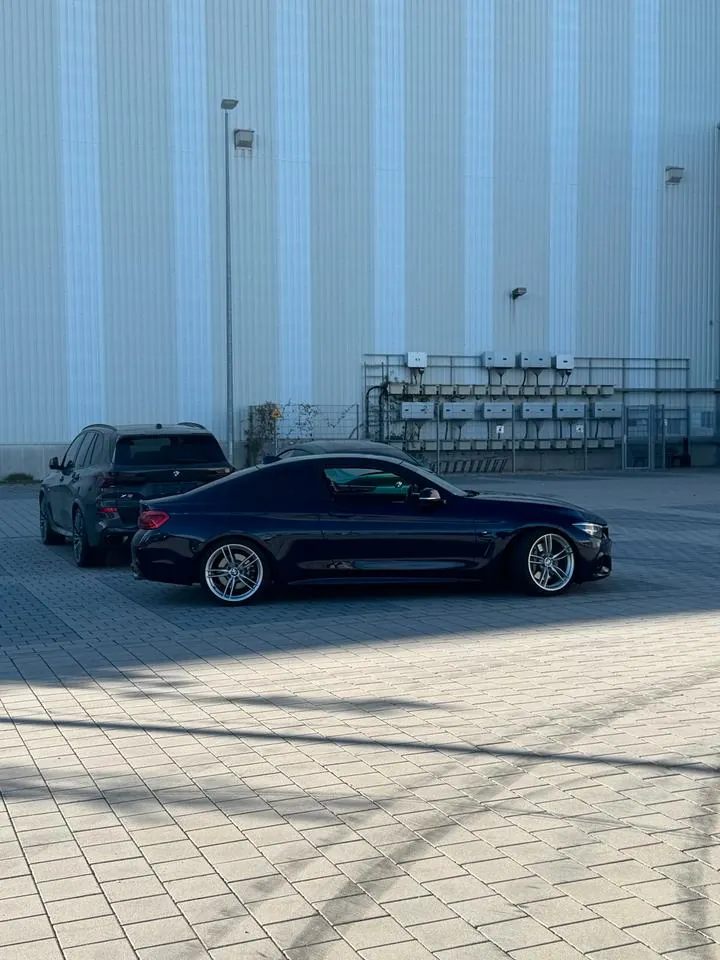 BMW 440I