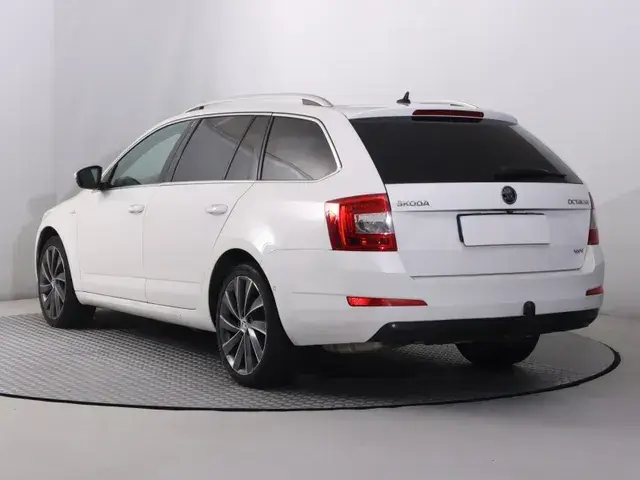 Skoda Octavia 2017 photo 3