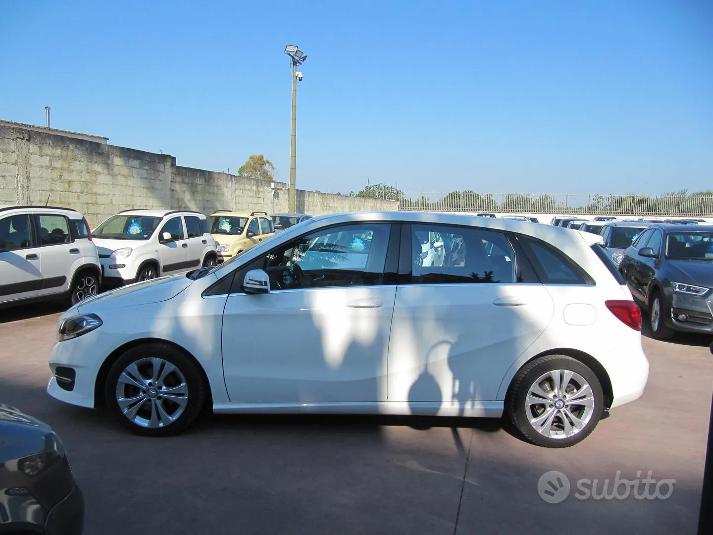 Mercedes-Benz B 200 D 2017 photo 2