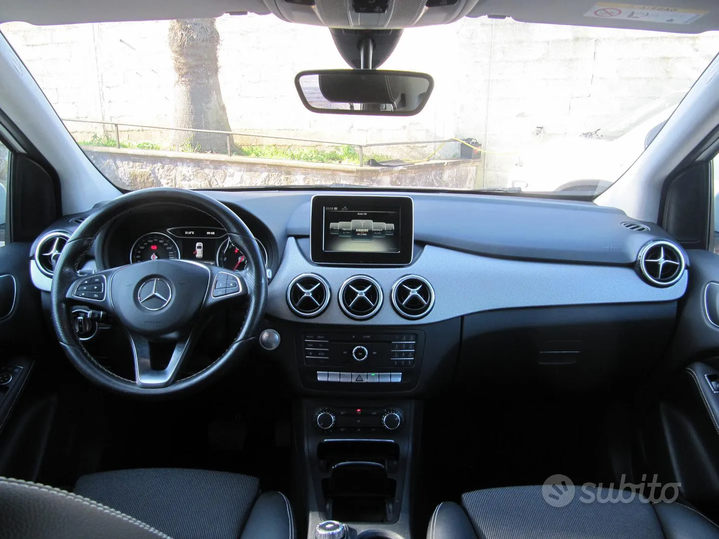 Mercedes-Benz B 200 D 2017 photo 5