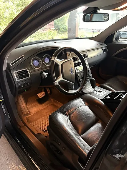 Volvo V70 2010 photo 4