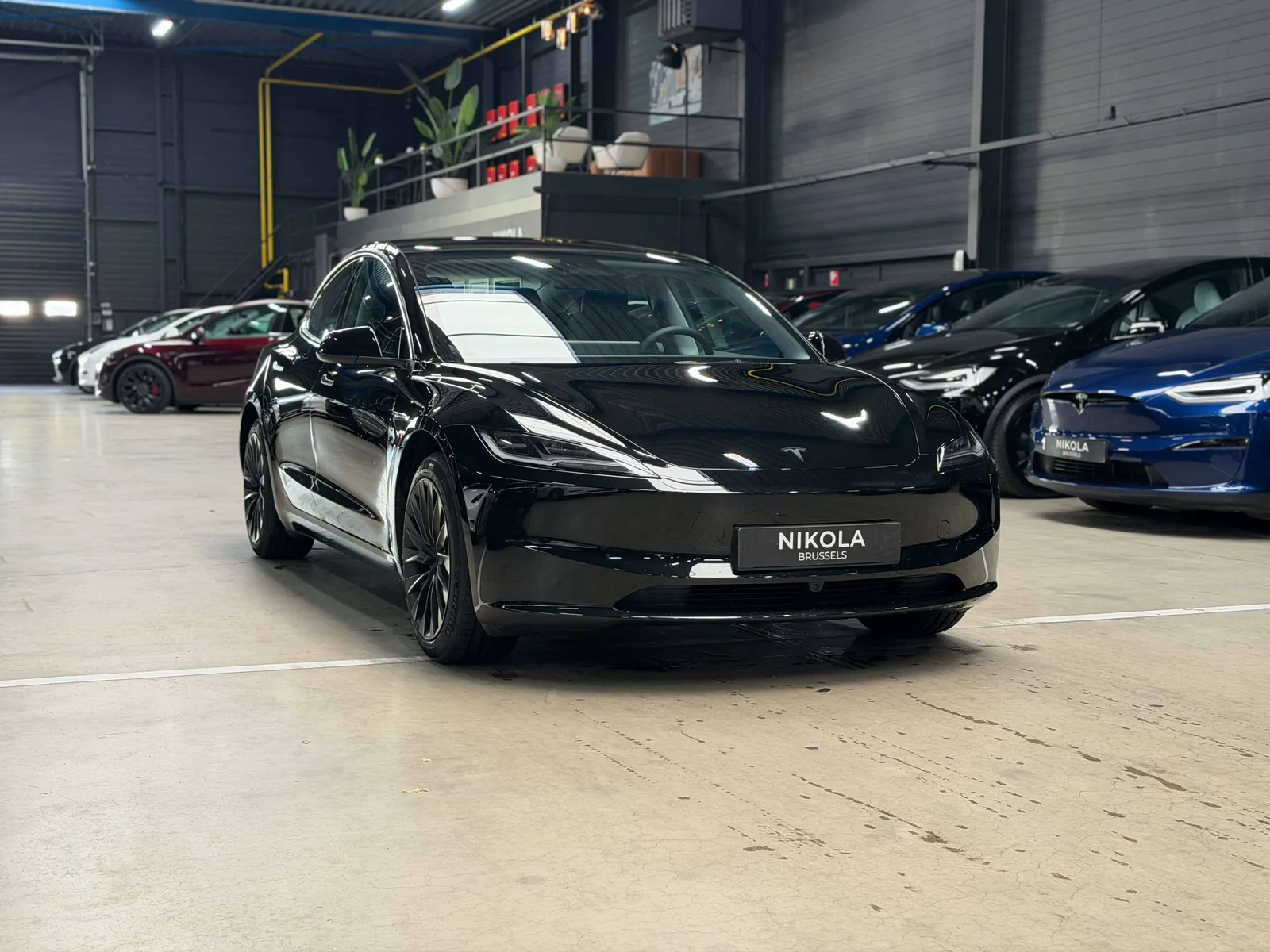 Tesla Model 3 2025 photo 5