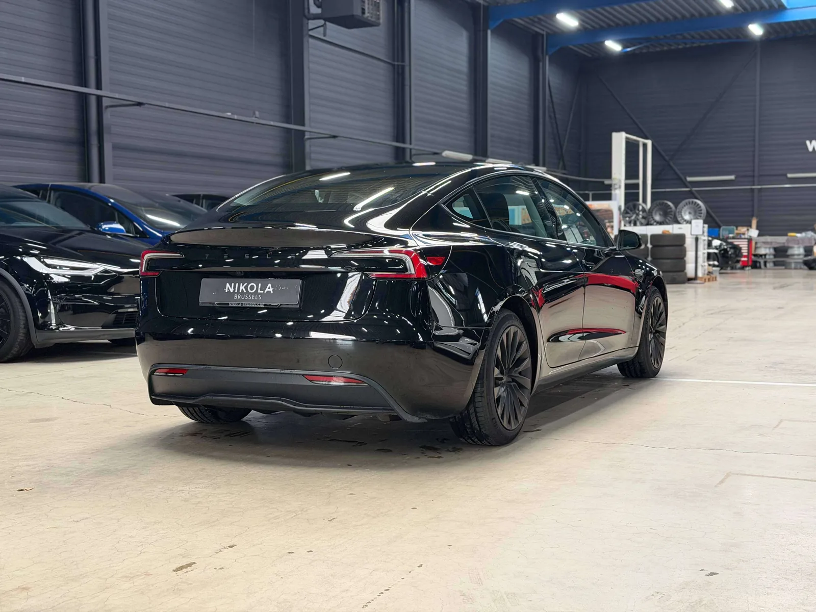 Tesla Model 3 2025 photo 4