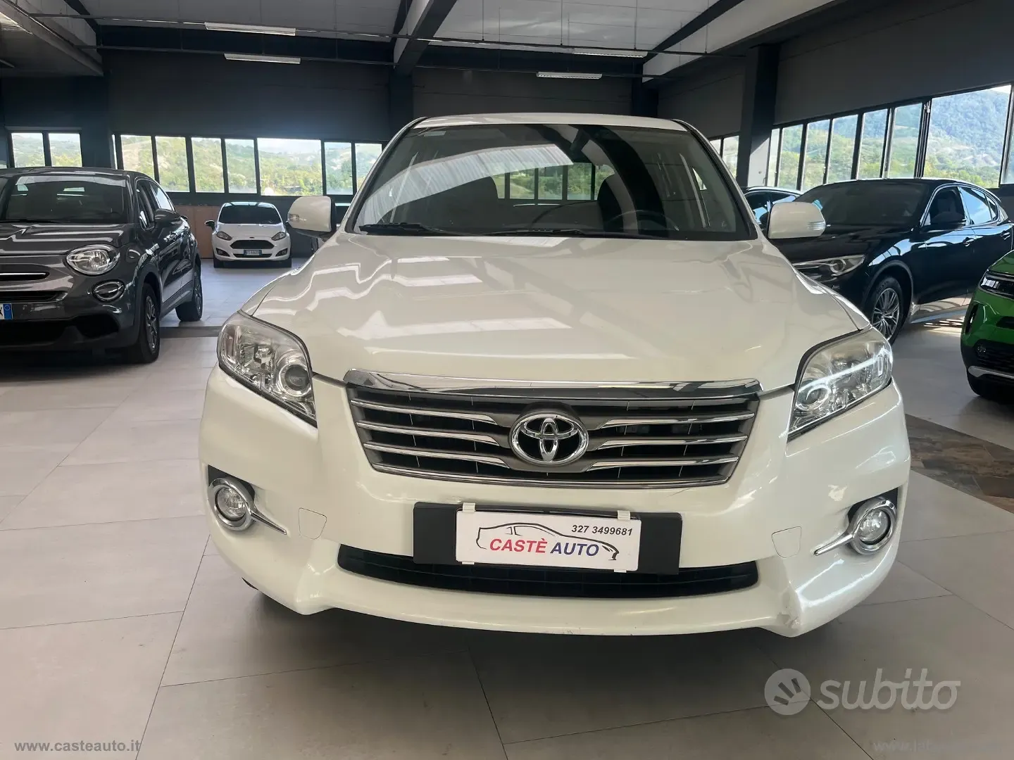 Toyota Rav4 2010 photo 2