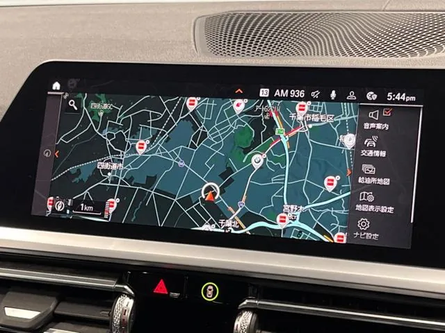 BMW 3 Series 2019 photo 4