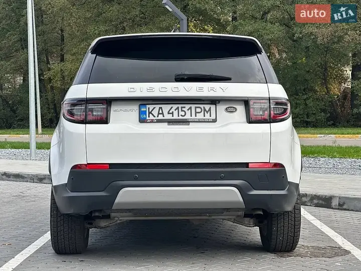 Land Rover Discovery Sport 2021 photo 4