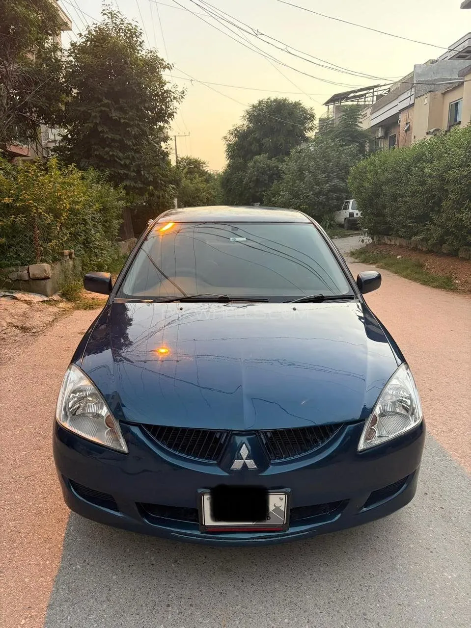Mitsubishi Lancer