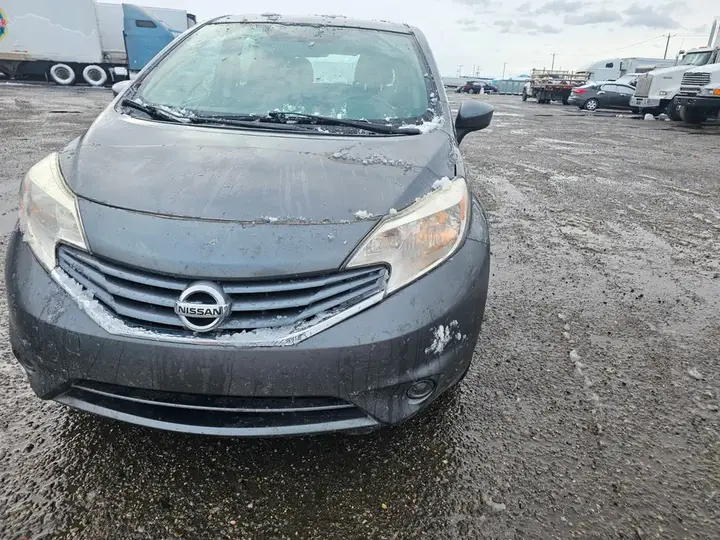 Nissan Versa 2016 photo 2
