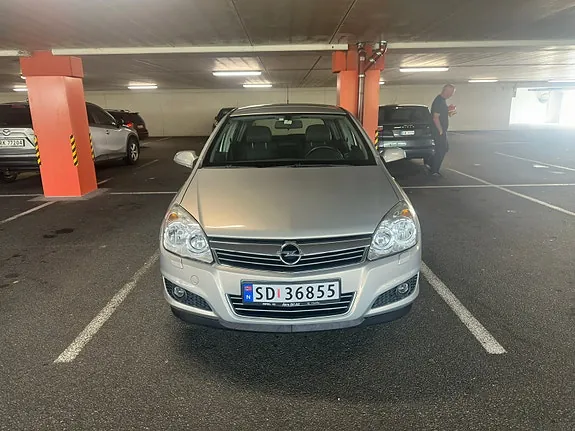 Opel Astra 2007 photo 2