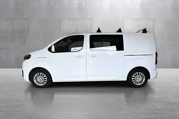 Toyota Proace 2021 photo 2