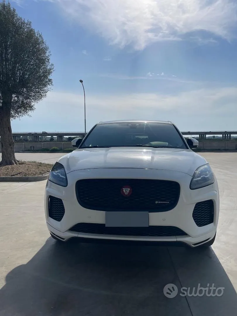Jaguar E-Pace 2019 photo 2