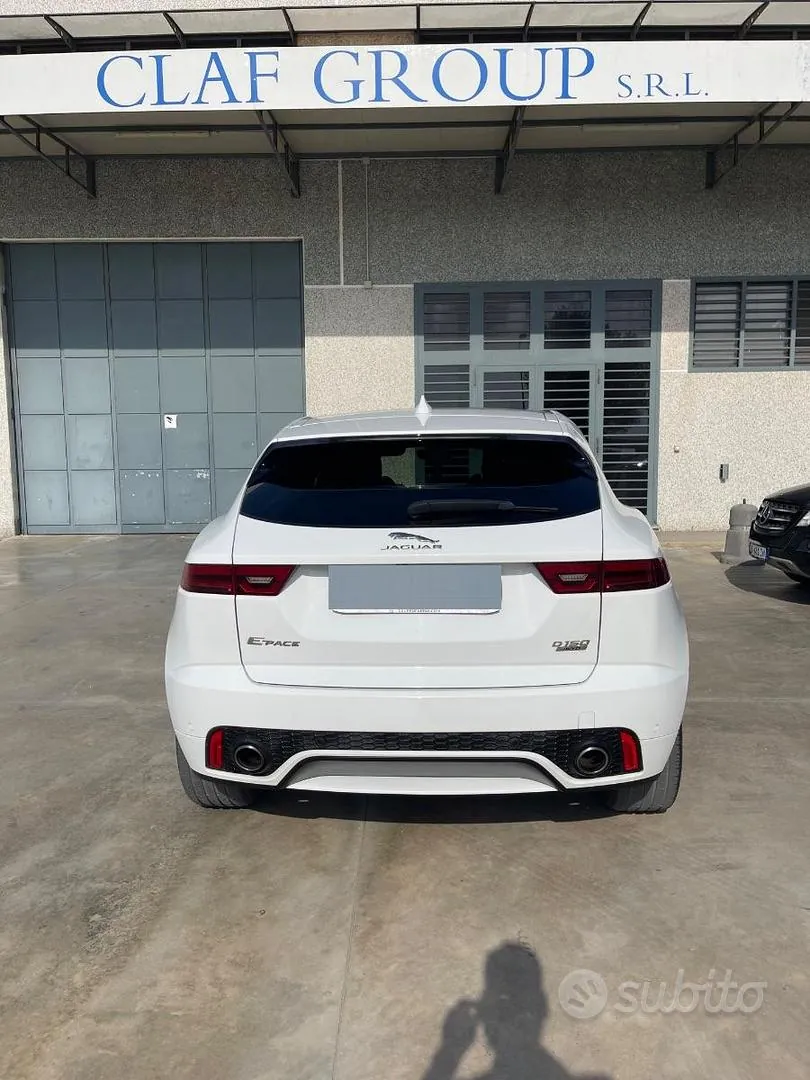 Jaguar E-Pace 2019 photo 5