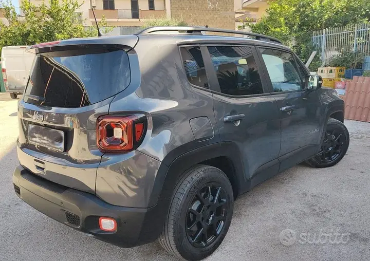 Jeep Renegade 2023 photo 2