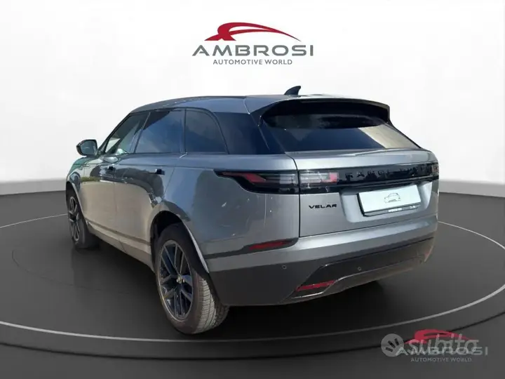 Land Rover Range Rover Velar 2025 photo 4