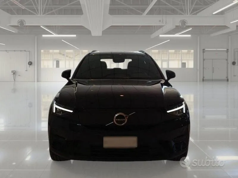 Volvo Xc40 2022 photo 2