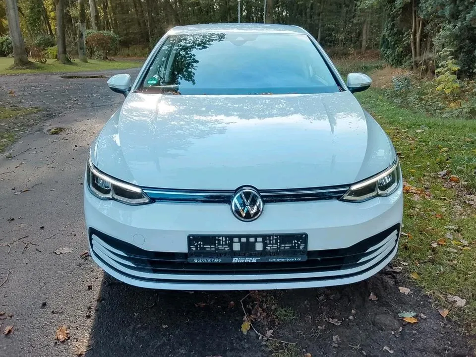 Volkswagen Golf 8