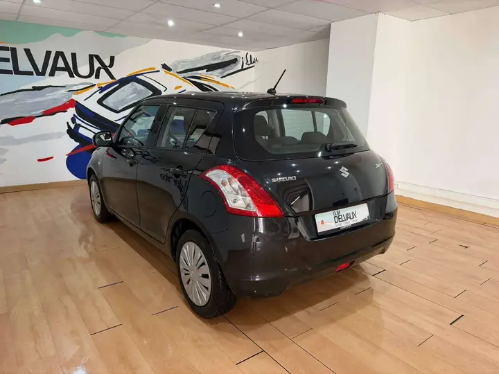 Suzuki Swift 2016 photo 5