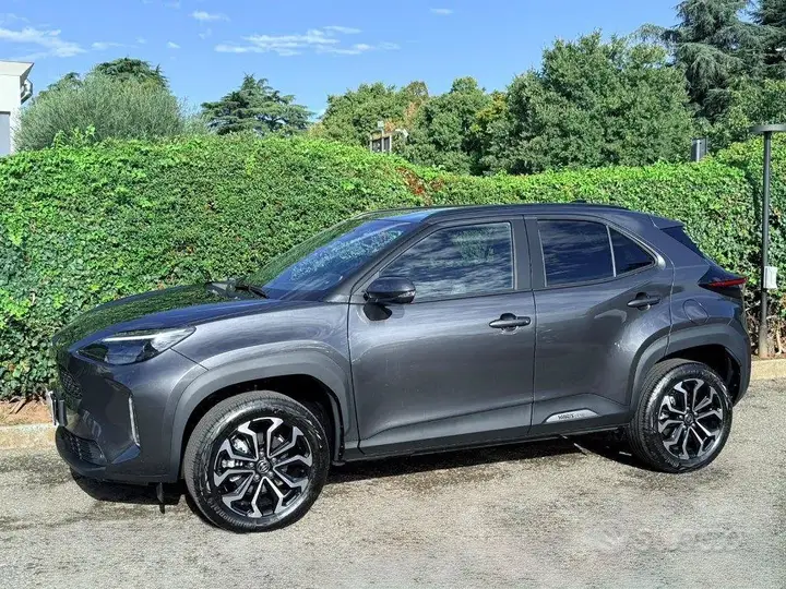 Toyota Yaris Cross 2026 photo 2
