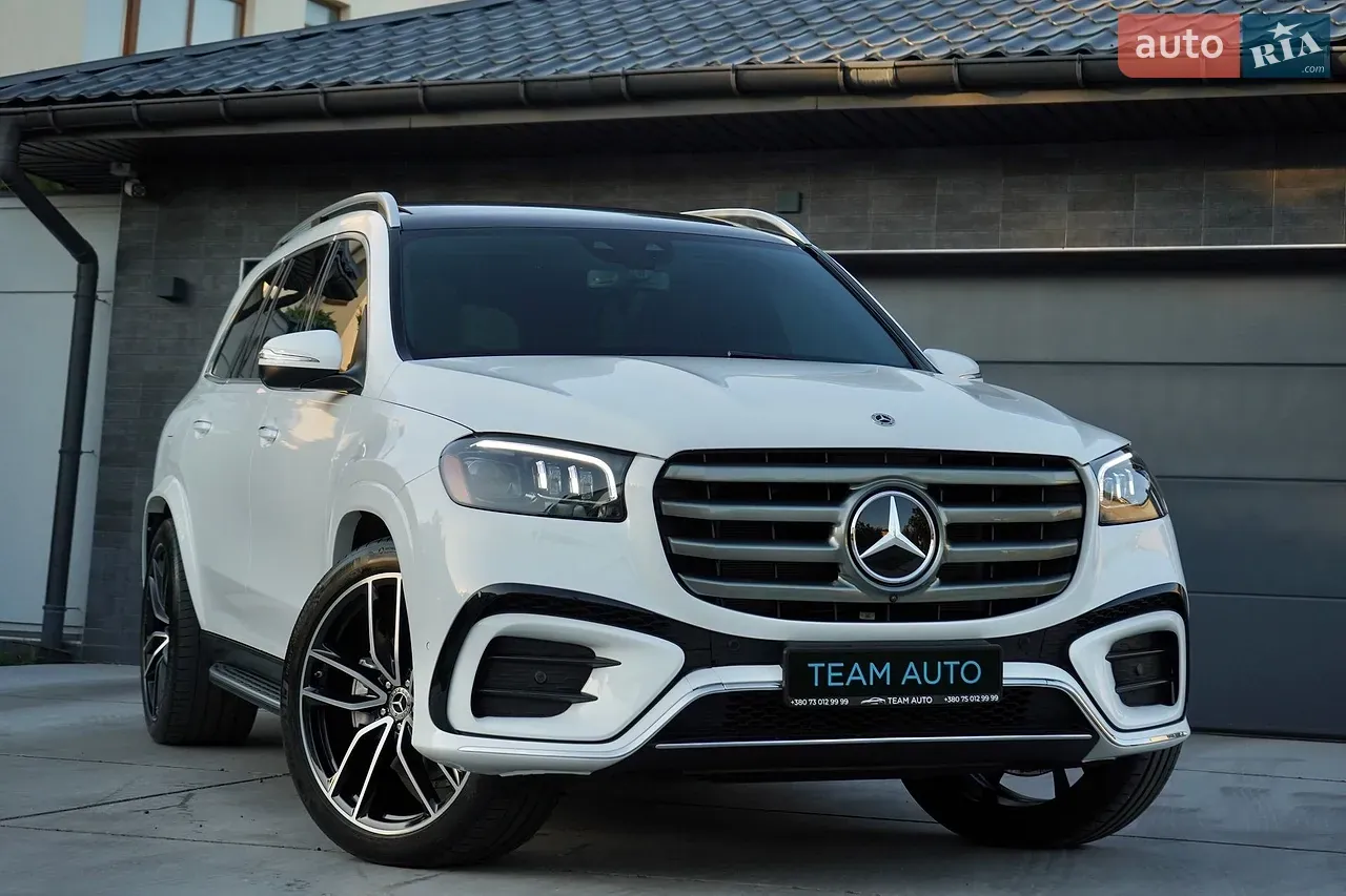 Mercedes-Benz Gls-Class 2024 photo 3