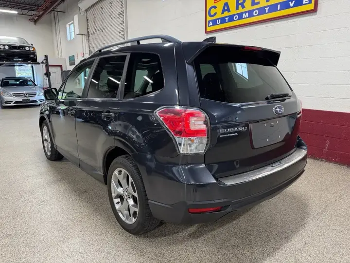 Subaru Forester 2018 photo 4