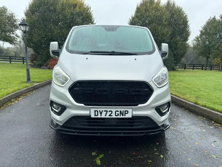 Ford Tourneo Custom 2022 photo 2