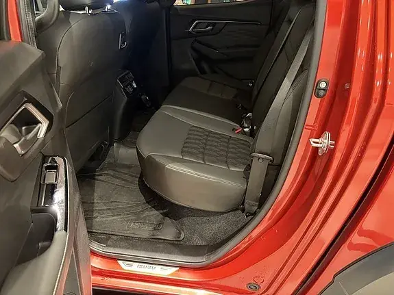 Isuzu D-Max 2025 photo 3